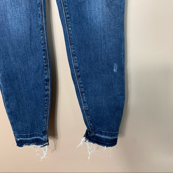 SPANX distressed stretchy skinny jeans - Picture 6 of 6